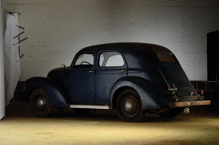  Willys Model 38 Sedan 1938 года  (фото 8 из 9)